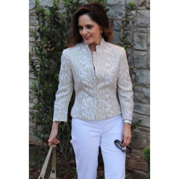 Carlisle Beige White SILK-Blend Cropped Jacket Elegant Textured Women's SZ 10 - Picture 9 of 9